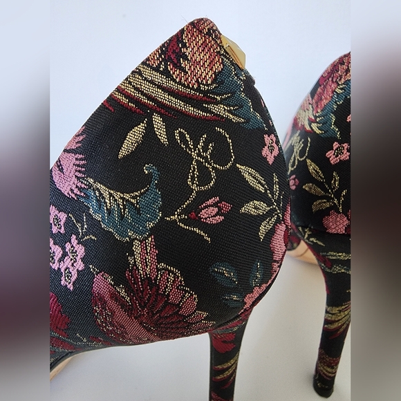 SAM EDELMAN Hazel Floral Bird Print Point Toe Pumps, size 5 - Picture 10 of 10
